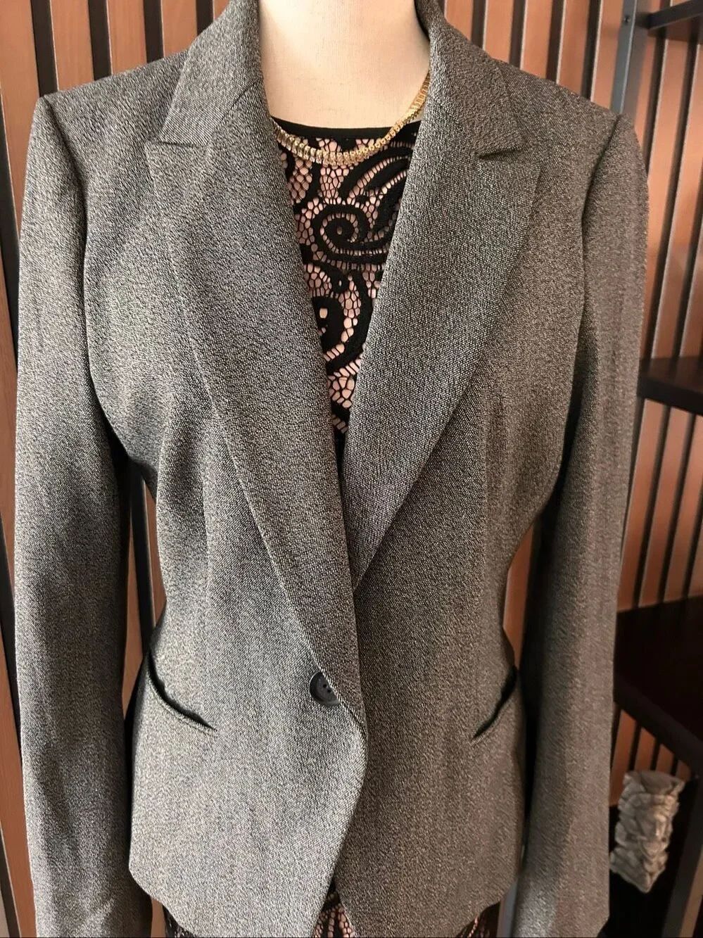 Express gray women’s blazer size 10 stylish work blazer